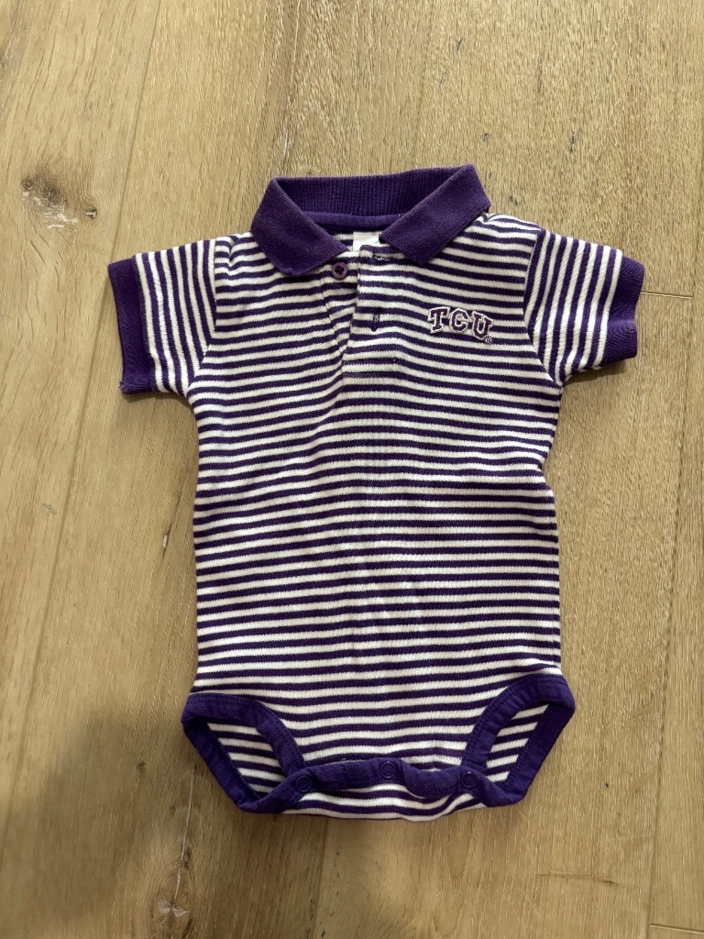 TCU baby onsie 0-3 months collared